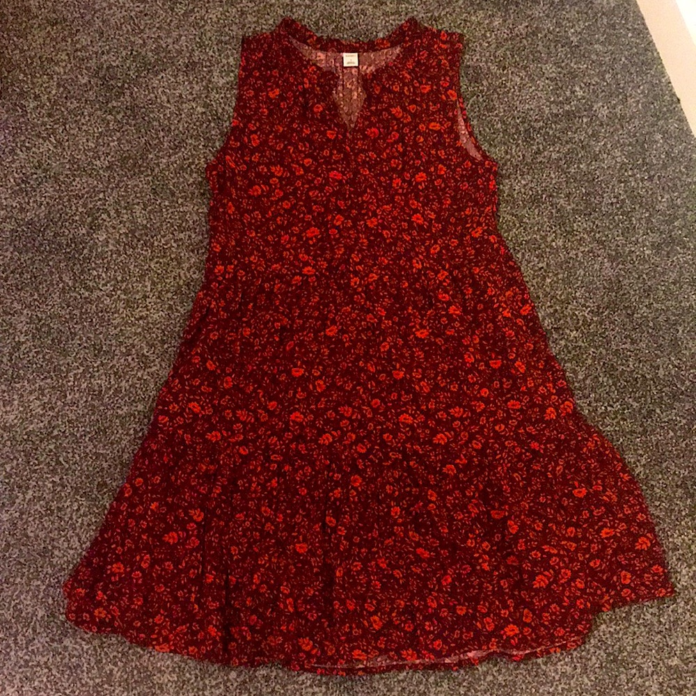 adorable floral dress!!